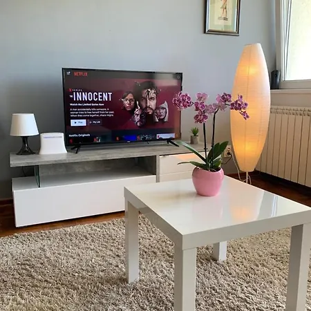 Sunkissed アパート ベオグラード