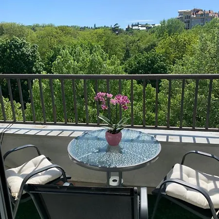 アパート Sunkissed ベオグラード